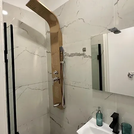 Apartman Nico-al 1 *